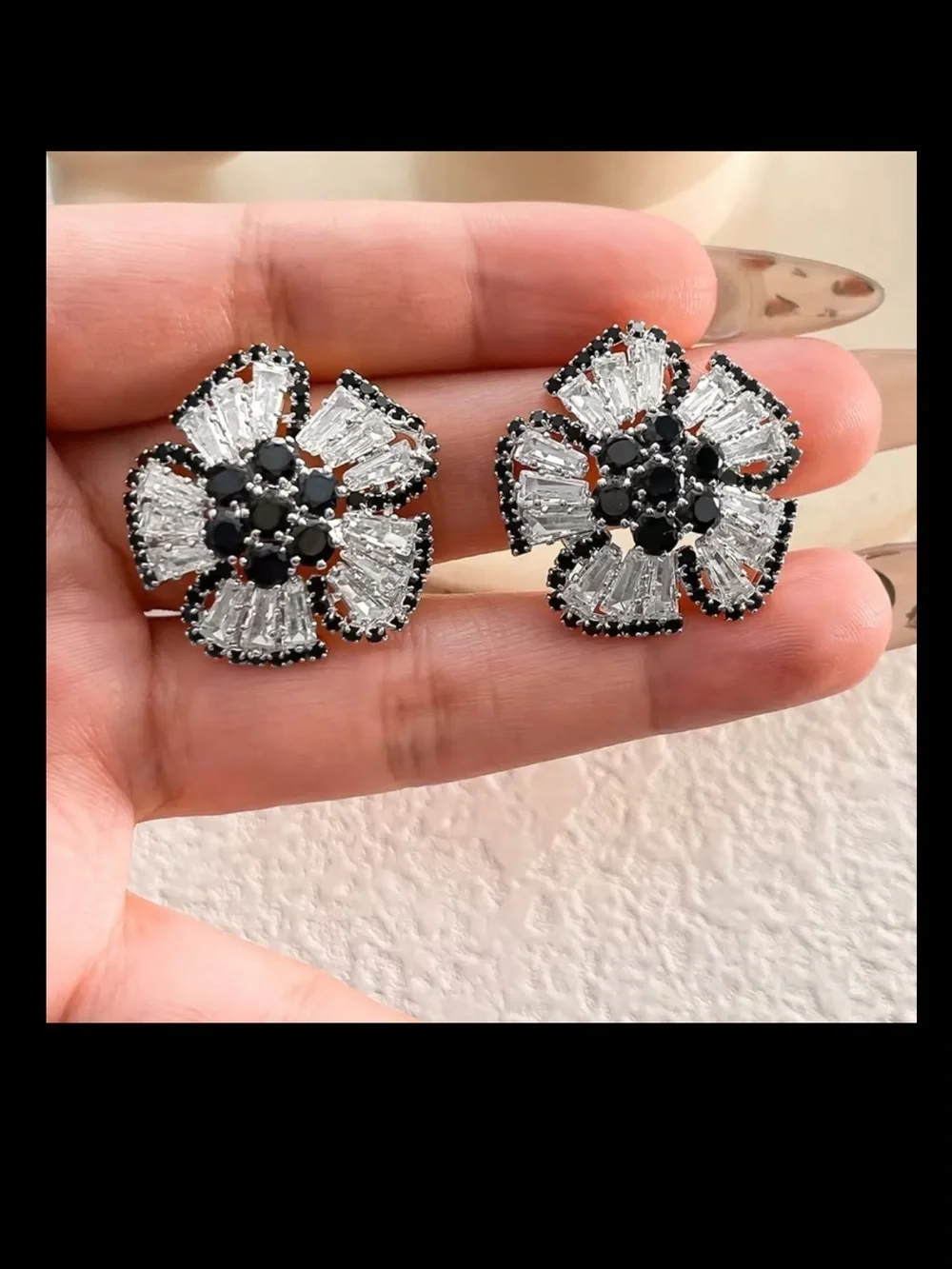 Elegant Black & Clear CZ Flower Stud Earrings NEW